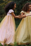 Maxi Princess: Aurora Pink, Ella Blue, or Belle Yellow